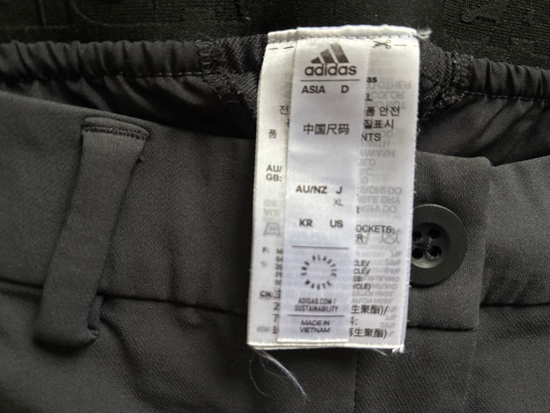 adidas レディース ゴルフパンツ 黒に近いグレー