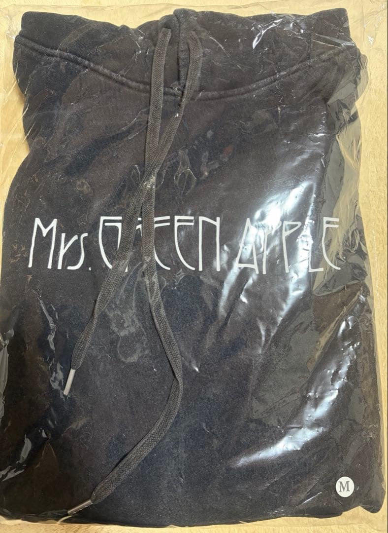 【新品、未開封】Mrs. GREEN APPLE バベルの塔 フーディ　M