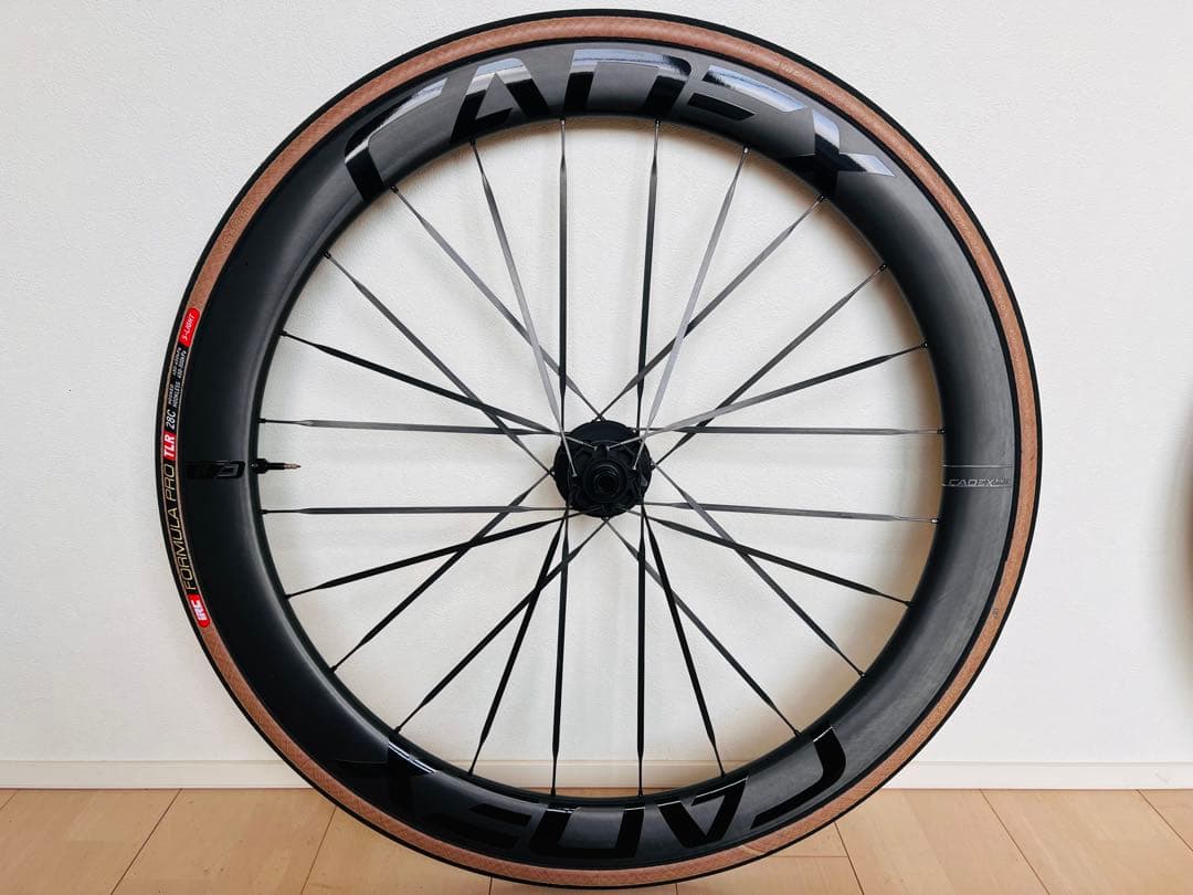 【状態良好】CADEX 50 ULTRA TUBELESS 前後　タイヤ付