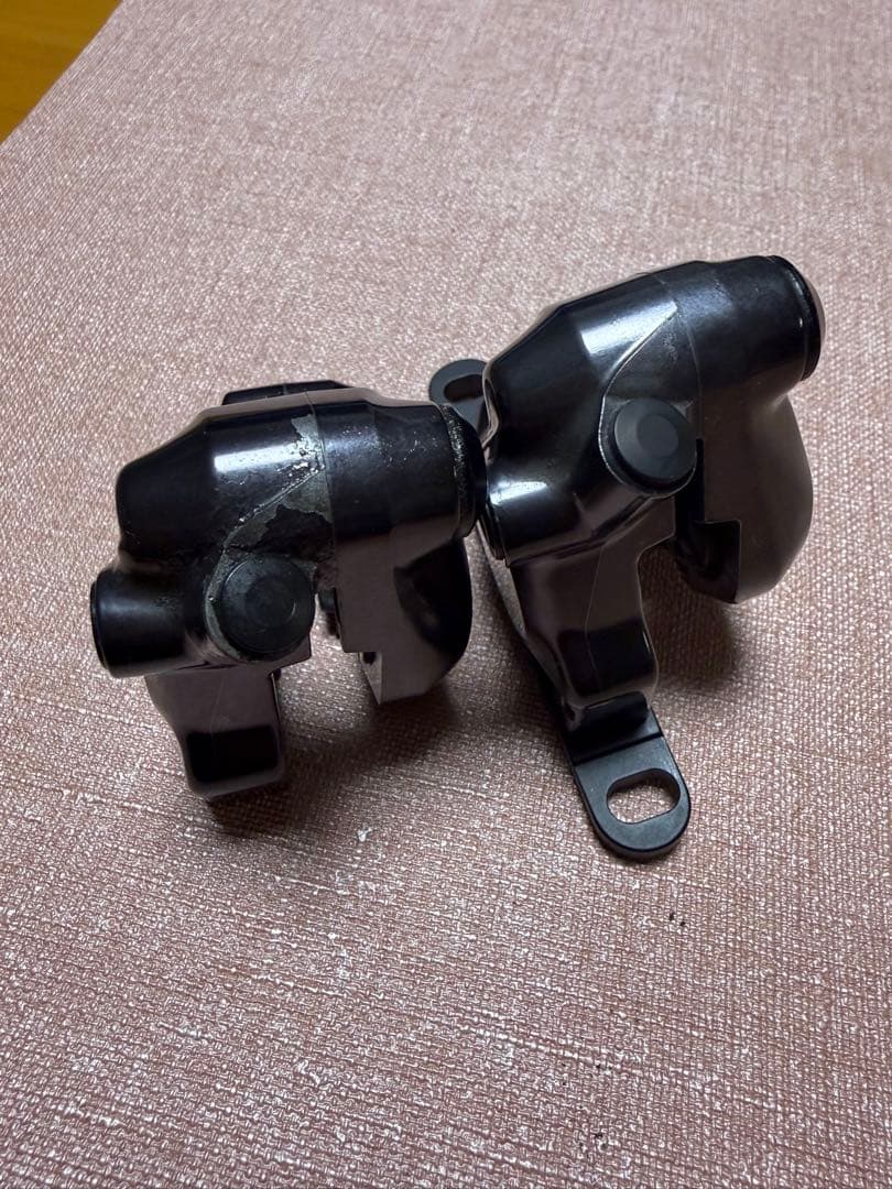 Shimano BR-R8170 ディスクブレーキキャリパー 前後
