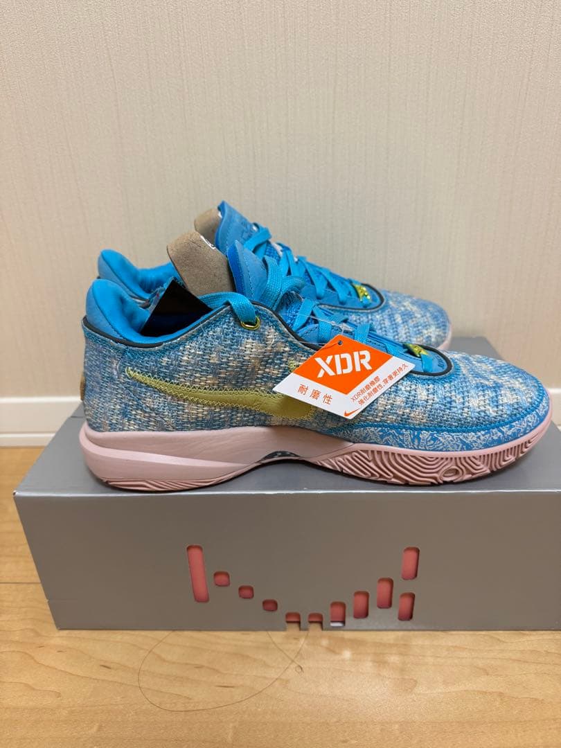 レブロン20 NIKE バスケットボールシューズ