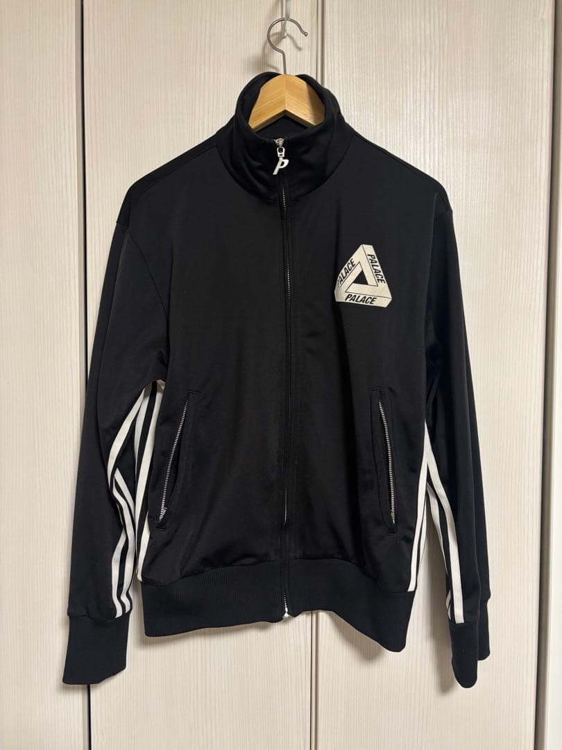 palace adidas トラックジャージ