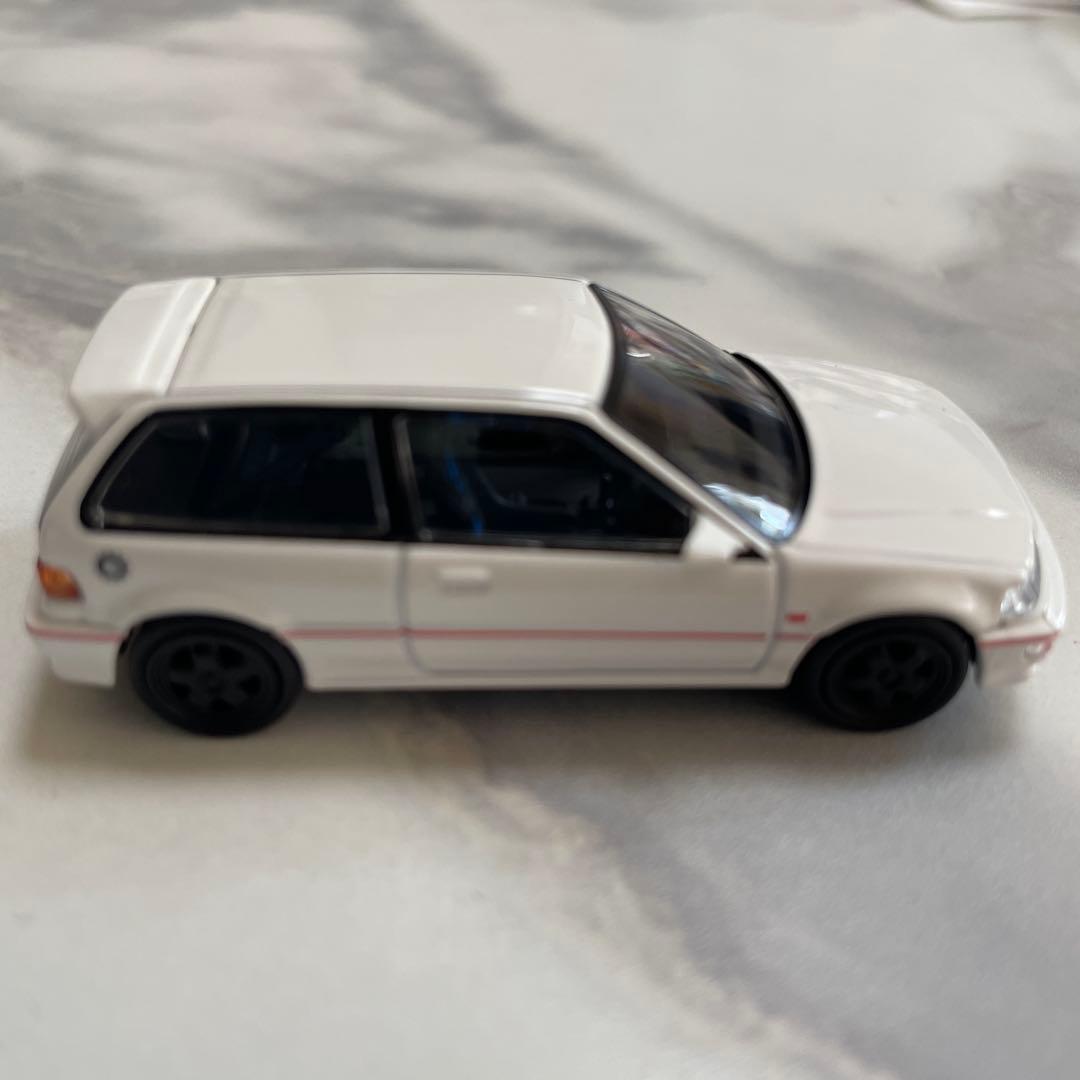 トミカリミテッドヴィンテージネオ　ホンダシビックSiR II EF9白　香港限定