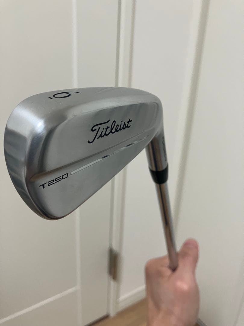 【超美品】 Titleist T250 6本セット （4本はシュリンクあり）
