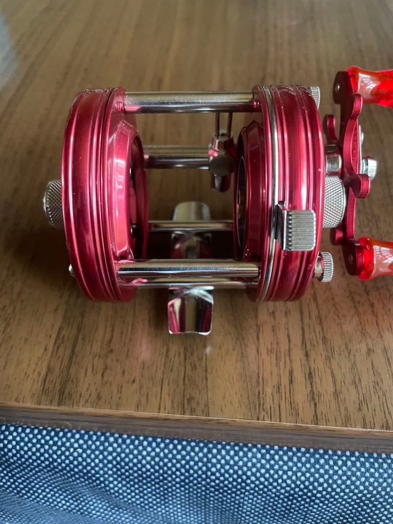 ABU Ambassadeur 5000C ベイトリール　（スプール無し）