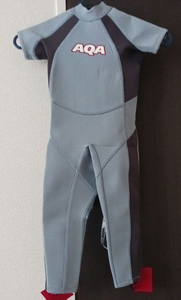 【新品】AQA キッズウェットスーツ 100