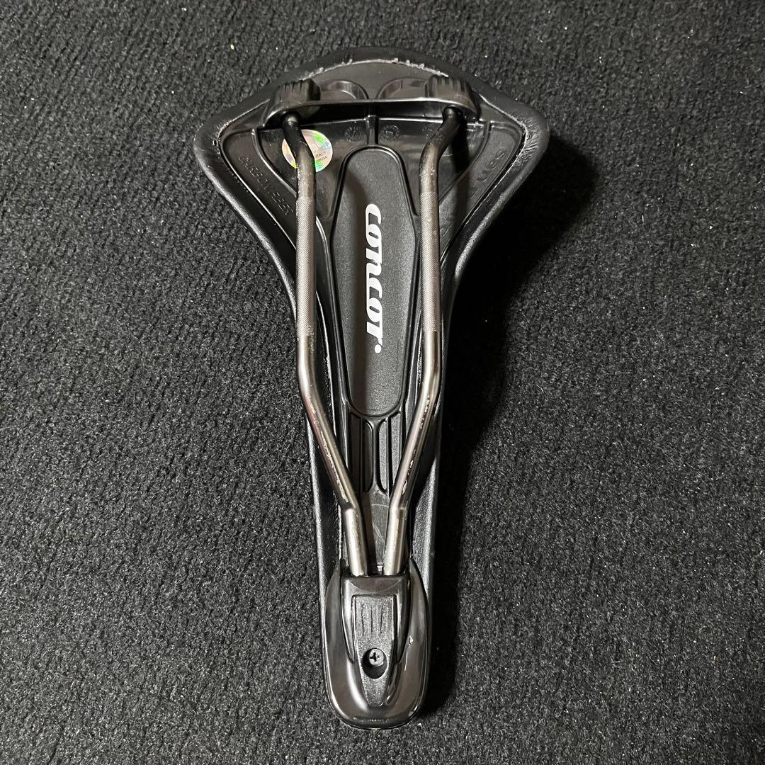 MASH Selle San Marco Concor Racing サドル