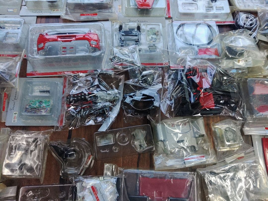 週末限定特価！デアゴスティーニ　週刊　エンツォフェラーリ1/10　パーツ