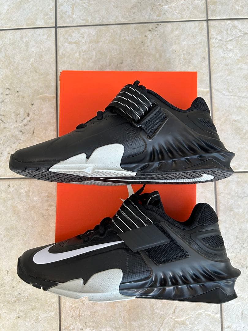 NIKE (ナイキ) Savaleos (サバレオス)重量挙げシューズ