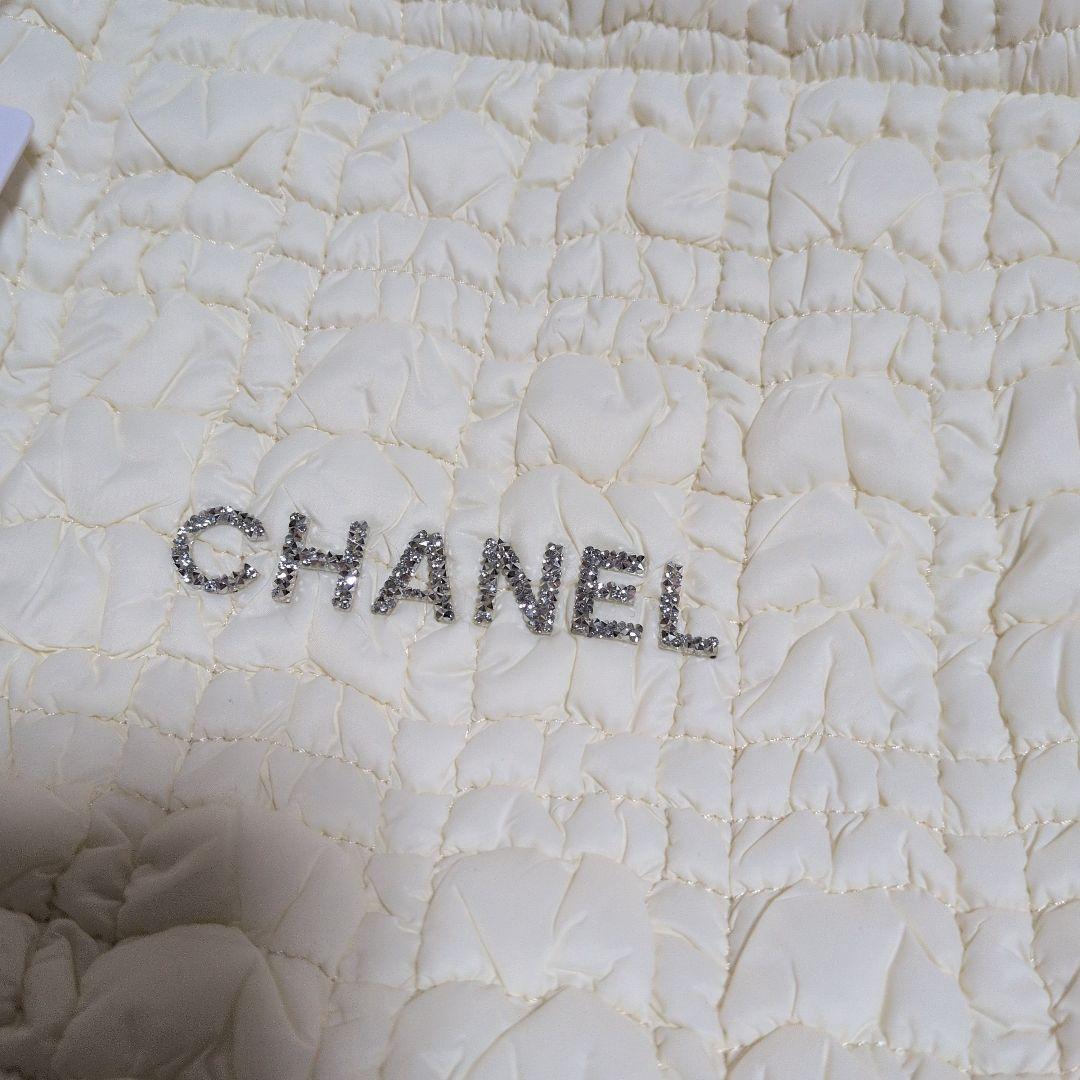 CHANEL キルティングノベルティバッグ