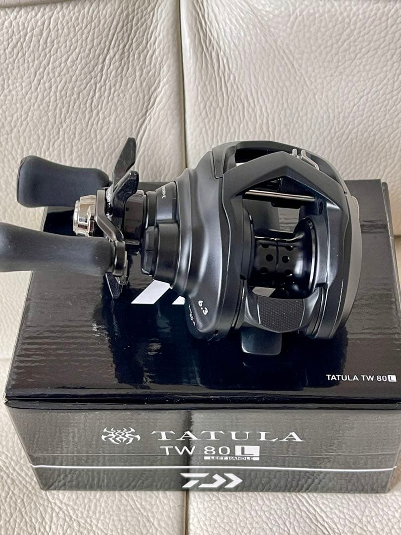 【廃盤新品未使用】ダイワ 22タトゥーラTW80L 漆黒180g軽量ザイオン②
