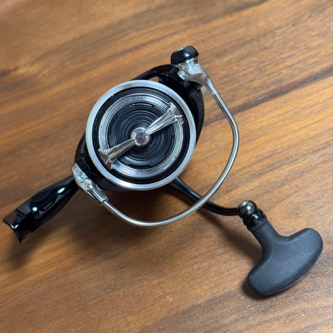 DAIWA 19LEXA LT3000D-CXH　ダイワ　レグザ　本体