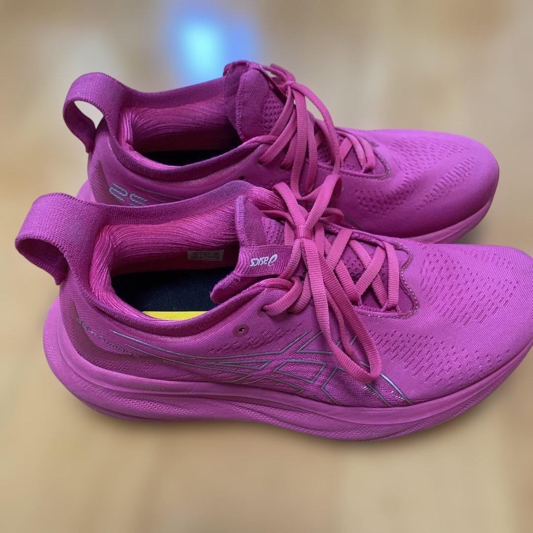 ASICS ゲルニンバス25 ピンク