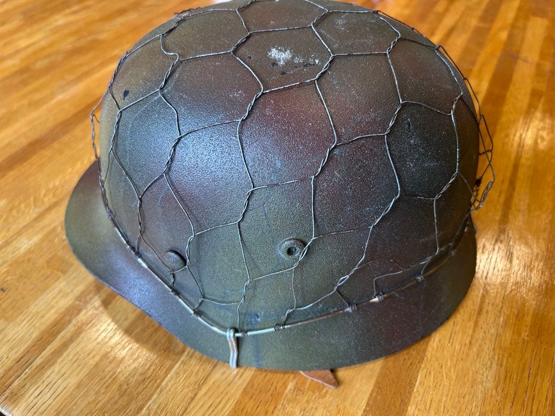 WW2 ドイツ軍 M35プラスチックヘルメット　チキンワイヤ付き