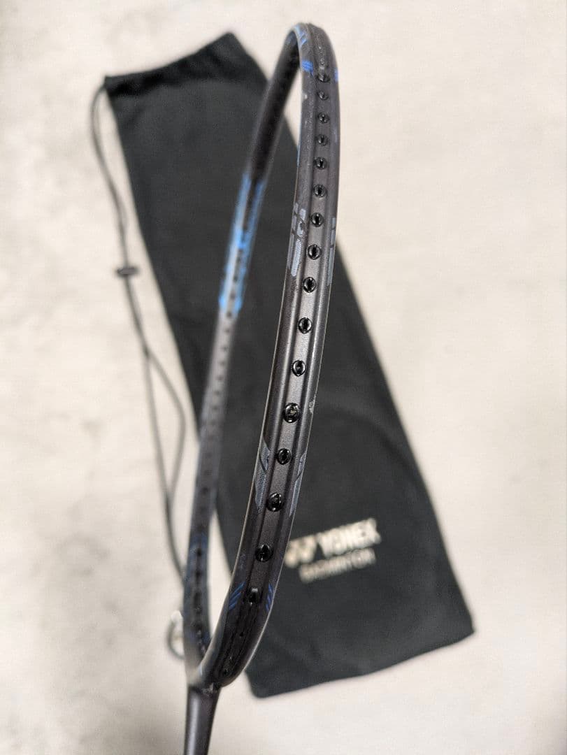M*R様 YONEX VOLTRIC Z-FORCE II 4UG5