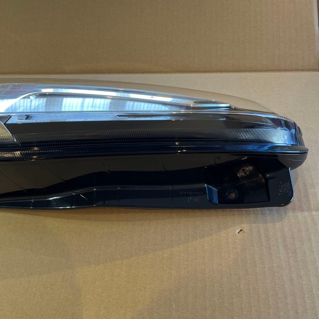 スズキ　ソリオバンディット【MA37S】　左リヤコンビネーションユニット