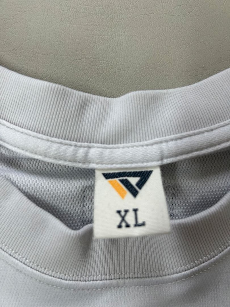 駒澤大学　バスケ　Tシャツ　ロンT