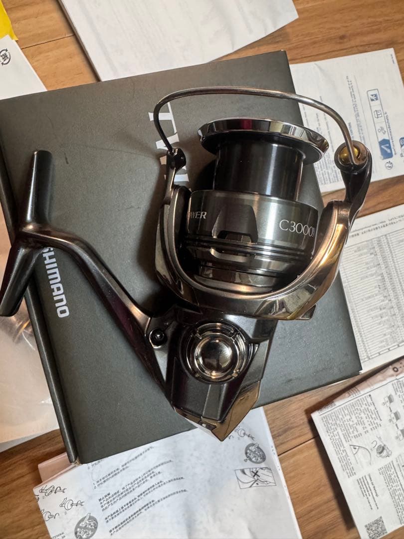 リール SHIMANO 22TWIN POWER C3000XG