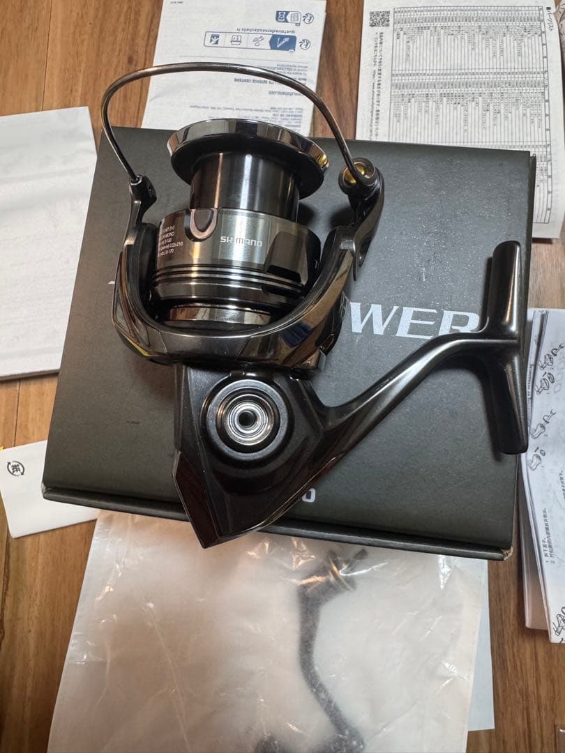 リール SHIMANO 22TWIN POWER C3000XG