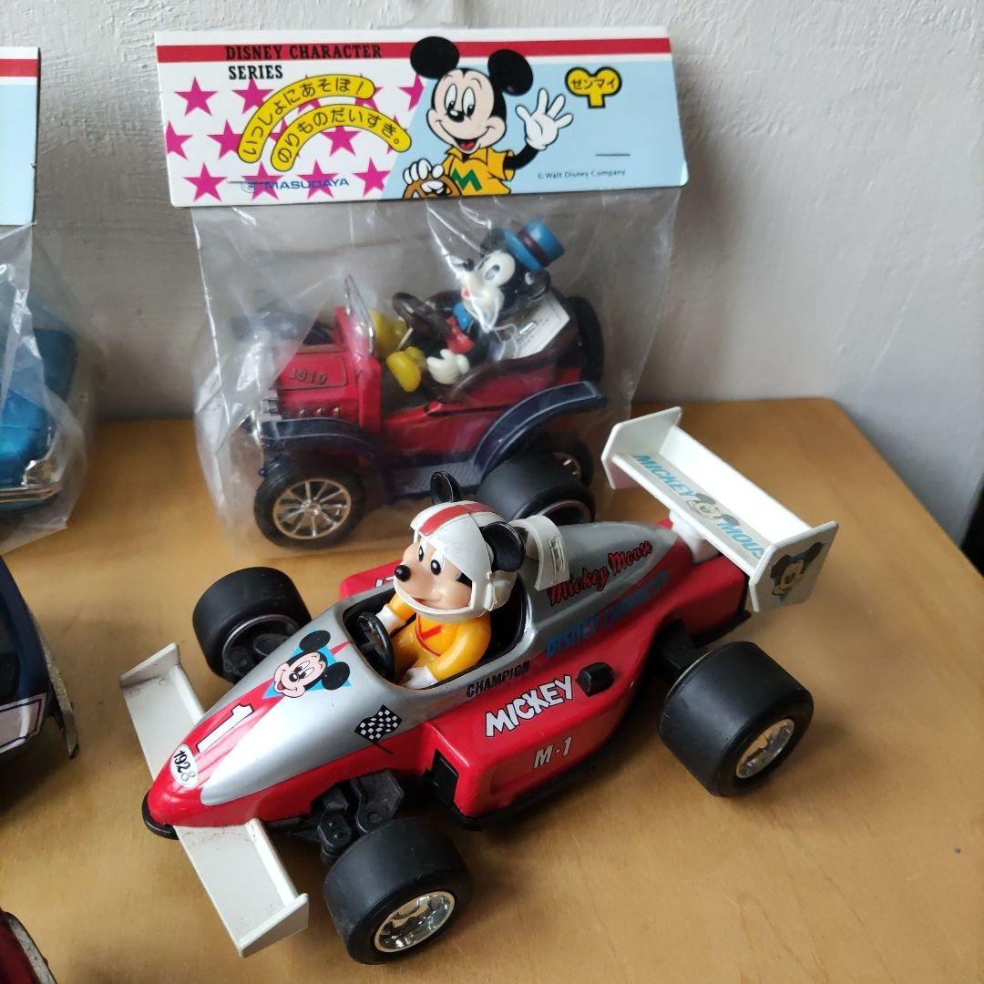 貴重なディズニーキャラクター ミニカー ６台セット　ブリキ製　値下げ！！