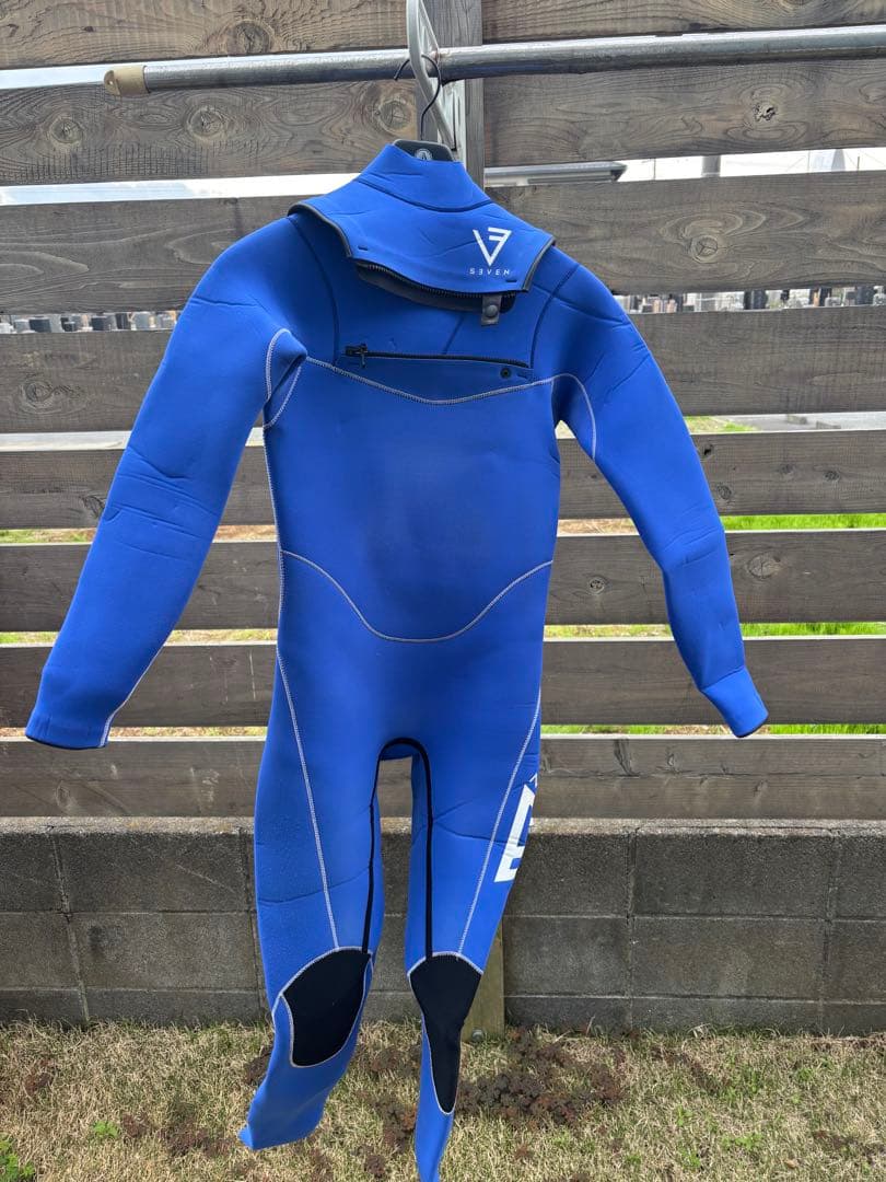 セブンウェットスーツ　 ジャージ　使用期間短く綺麗です