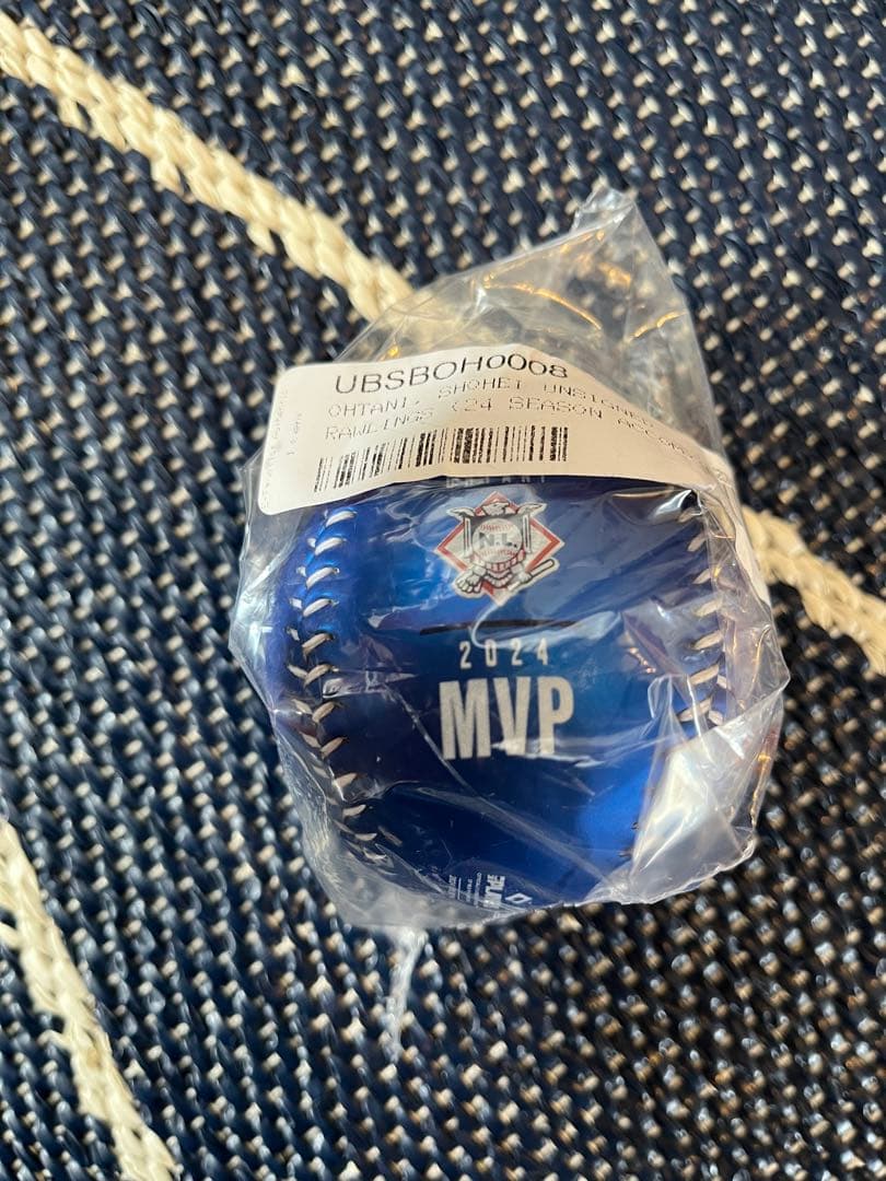MVP 50/50記念　チャンピオン　ドジャース大谷翔平　記念ボール　ブルー