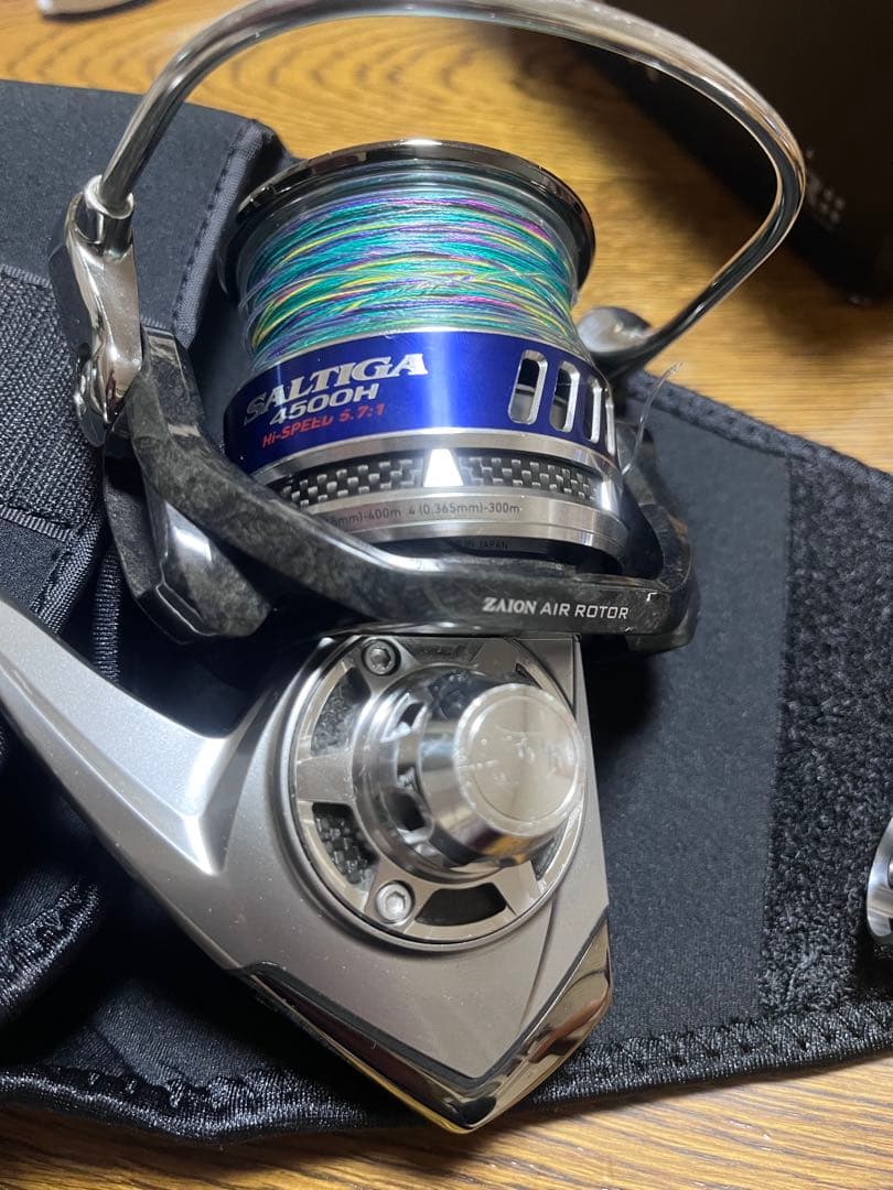 Daiwa 10ソルティガ　4500h PE3号付き　最終値下げ‼️