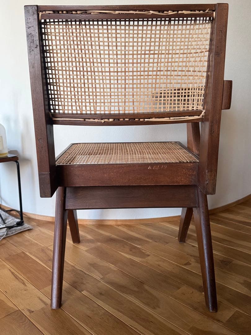 ピエールジャンヌレ　pierre jeanneret ペリアン