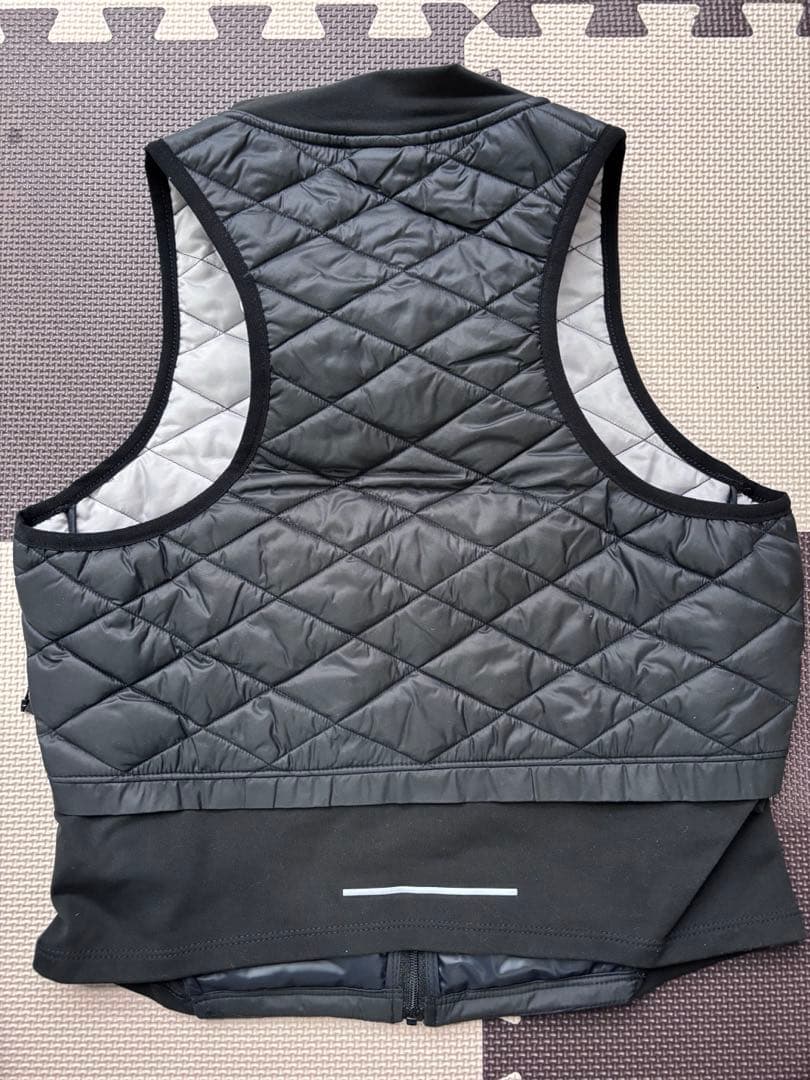 NIKE AEROLAYER ベスト