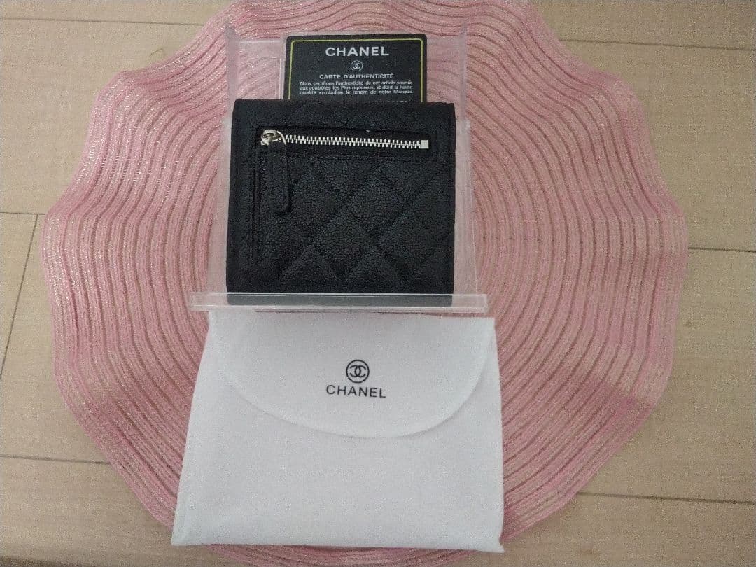 CHANEL 三つ折り財布(本革)♥31日限定値下げ29000→