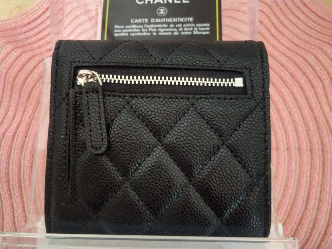 CHANEL 三つ折り財布(本革)♥31日限定値下げ29000→