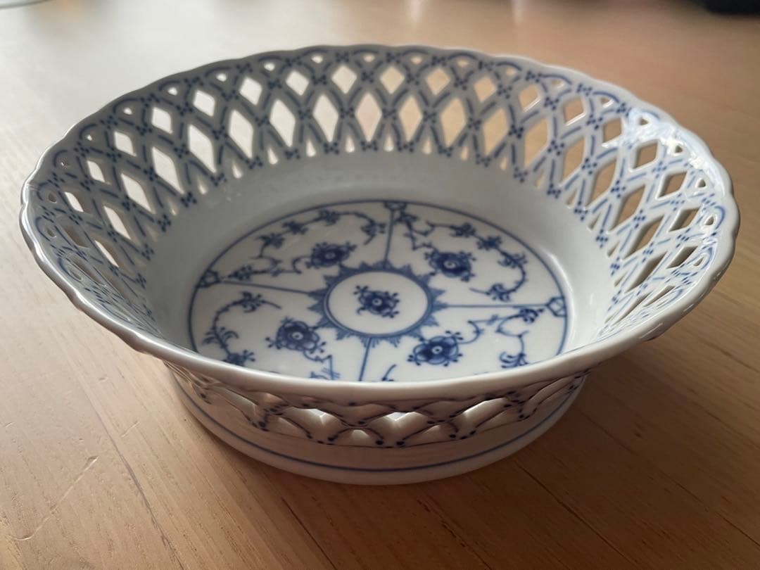 レア⭐︎美品⭐︎ロイヤルコペンハーゲン⭐︎フルレース ブルーフルーテッド ボウル