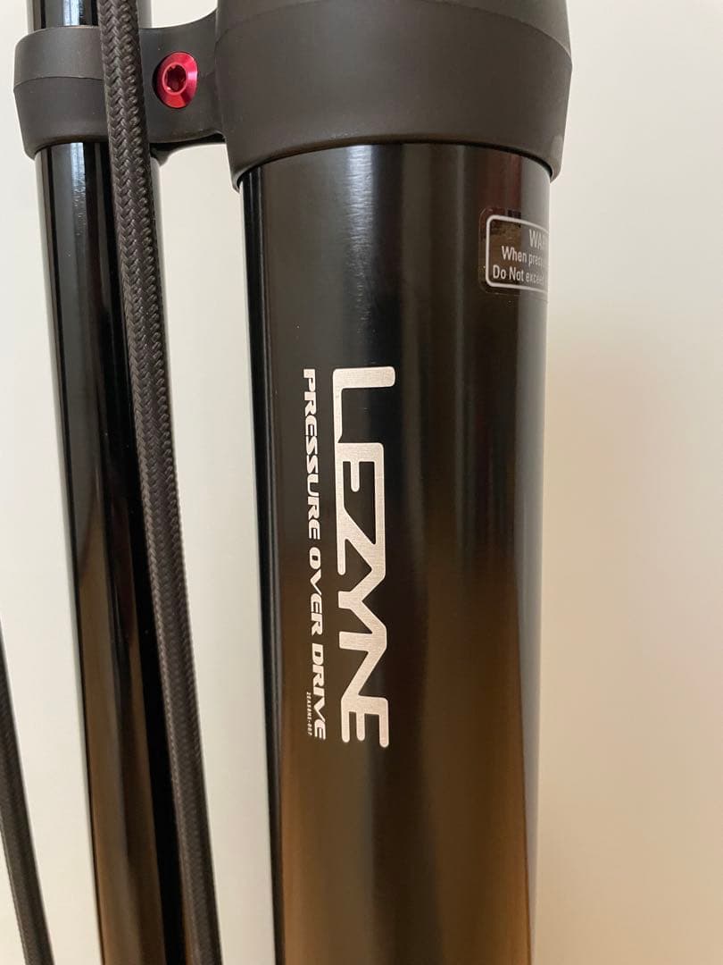 LEZYNE　PRESSURE OVER DRIVE BLACK　フロアポンプ