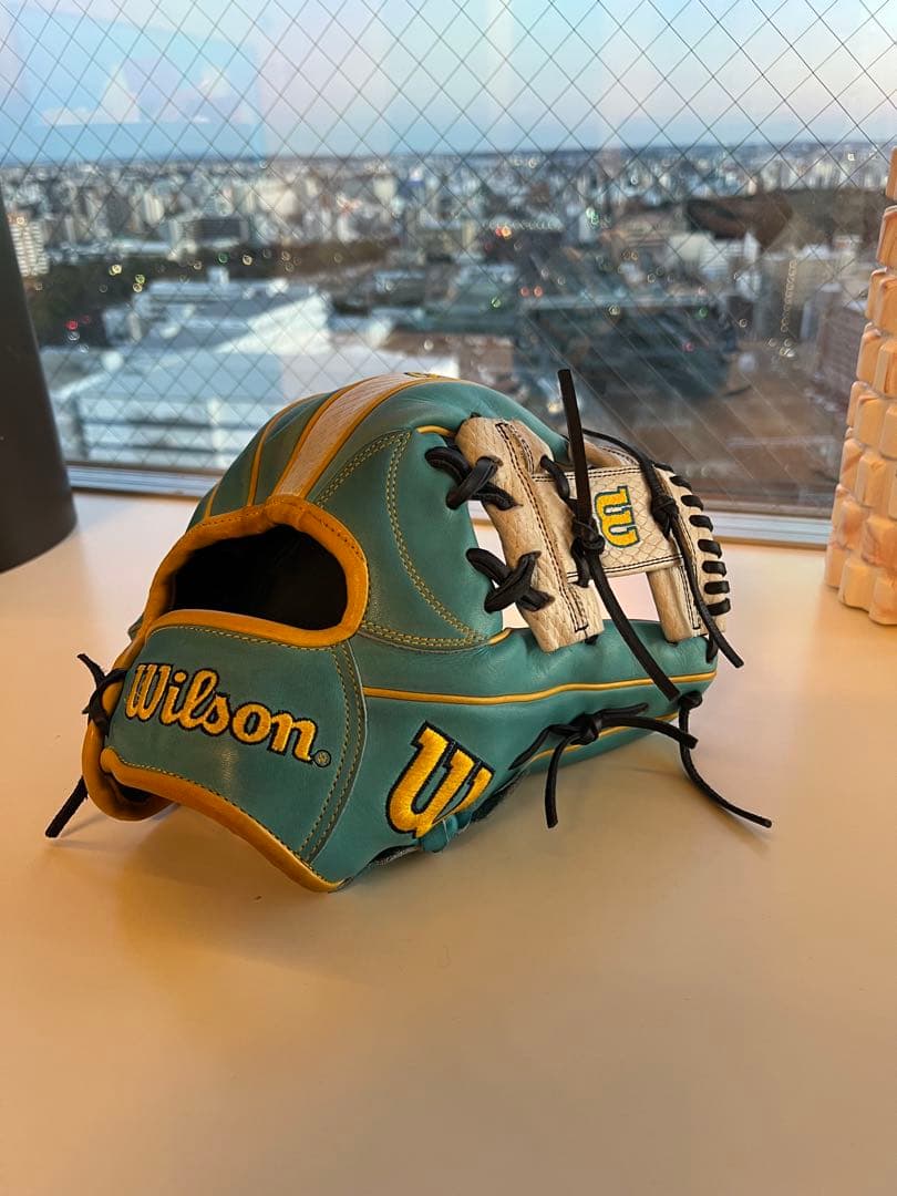 Wilson A2000 青/黄色 硬式グローブ　日本未発売