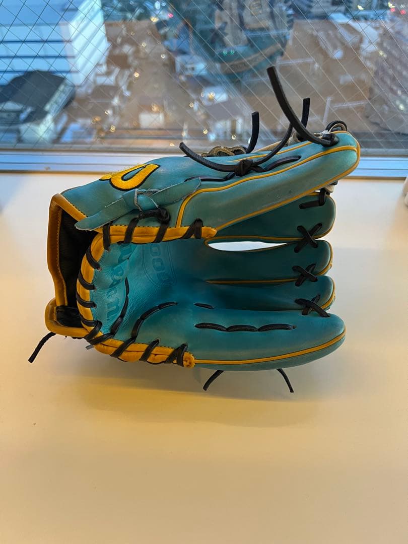 Wilson A2000 青/黄色 硬式グローブ　日本未発売