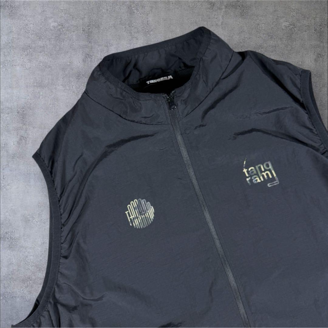 美品 tangram タングラム PACKABLE NYLON VEST カモ