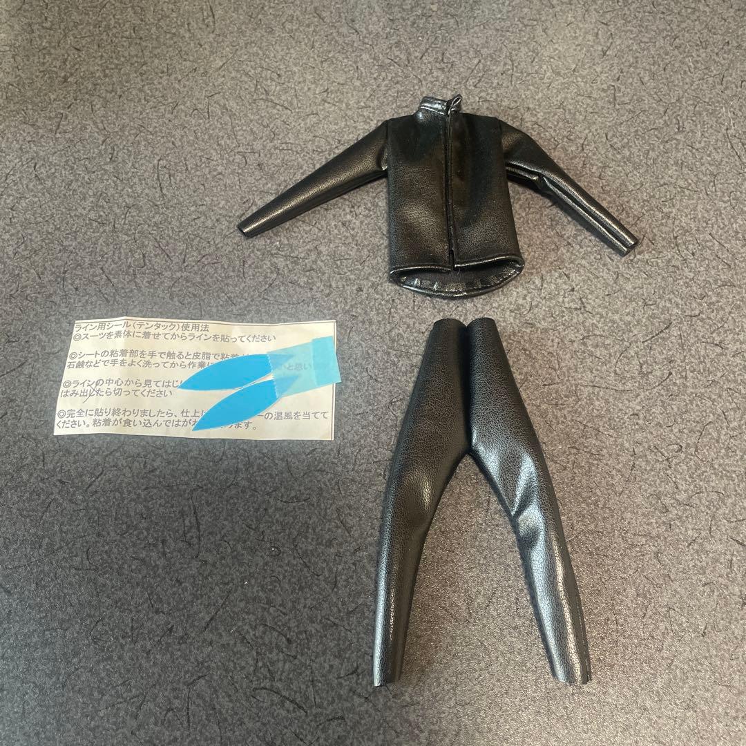 RAH220 仮面ライダー フィギュア 交換用スーツ付き（1／8 ？）