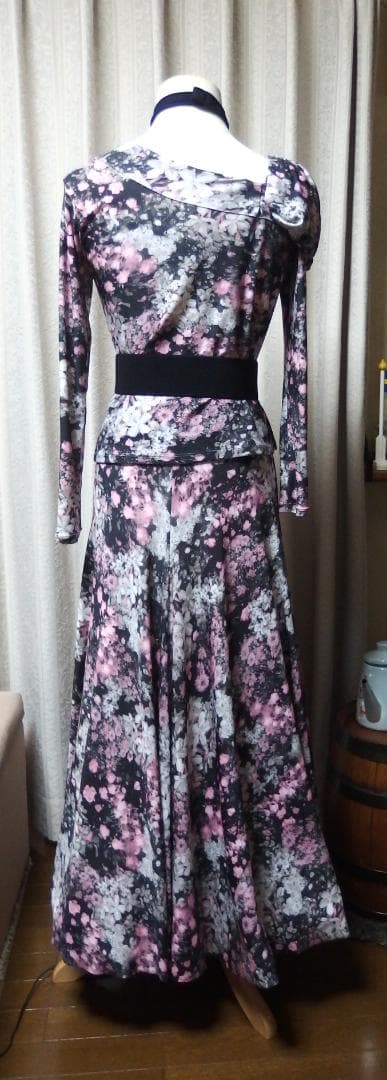 【社交ダンス】ジャンティ　モノトーンプリント柄　セットアップ