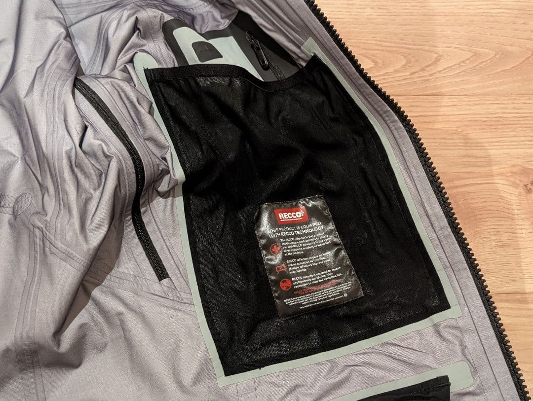 Burton [ak] HOVER GORE-TEX STRETCH 3L 美品