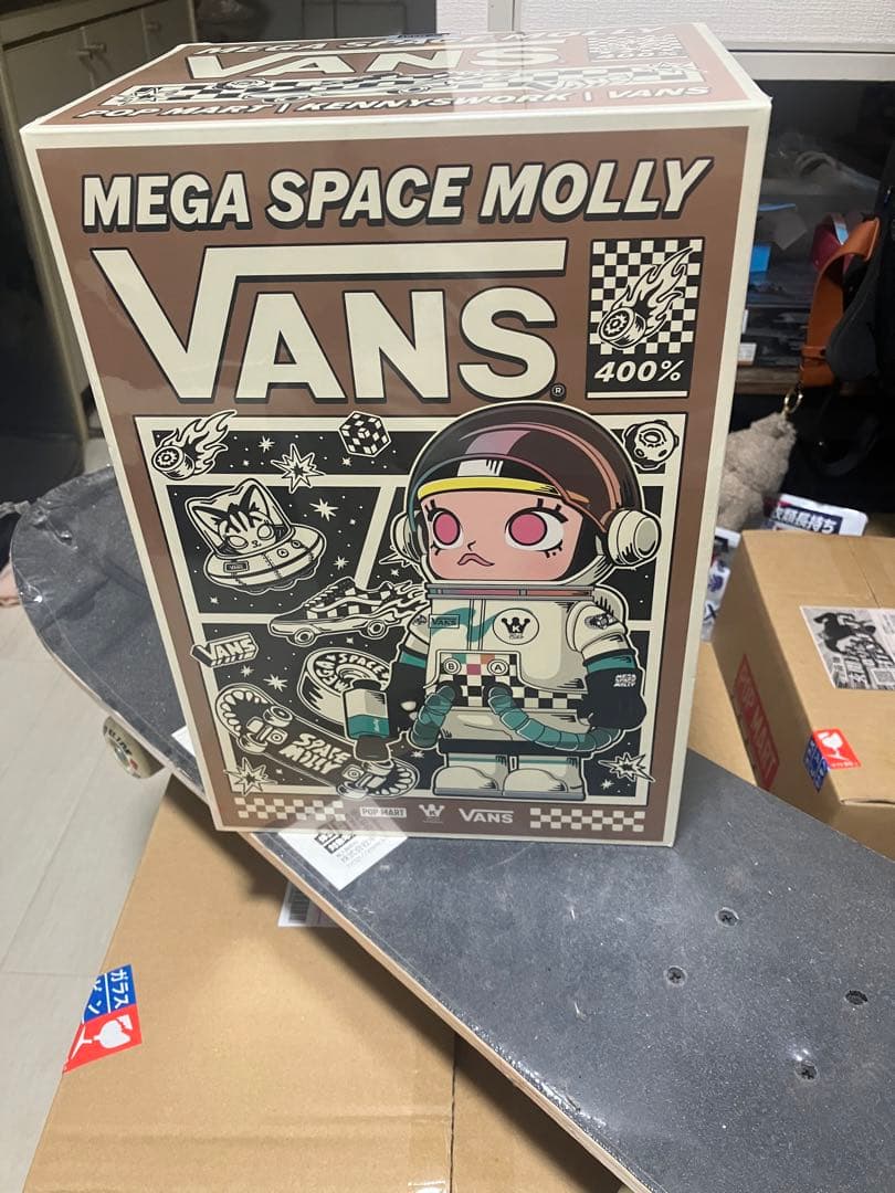 POPMART MEGA SPACE MOLLY 400% VANS 新品未開封