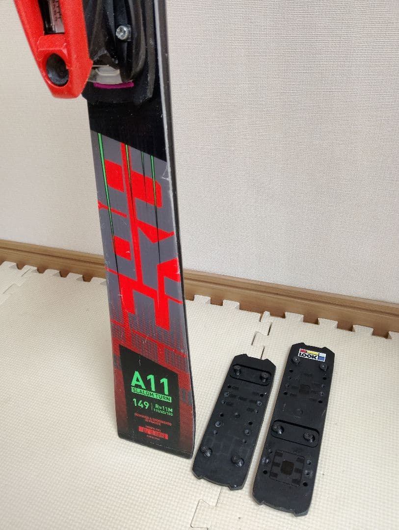 ロシニョール スキー板 SL 149cm 1本のみ