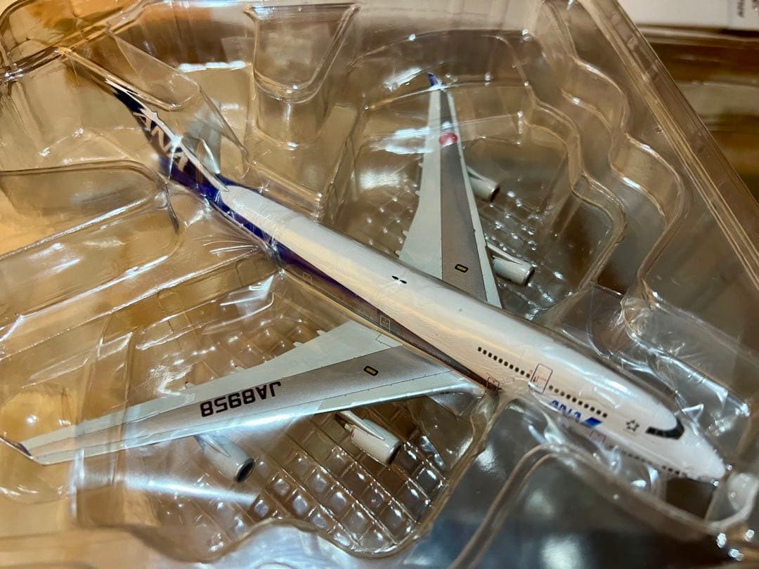 【激レア】ANA 747-400 1/400 JA8958 NHG40086