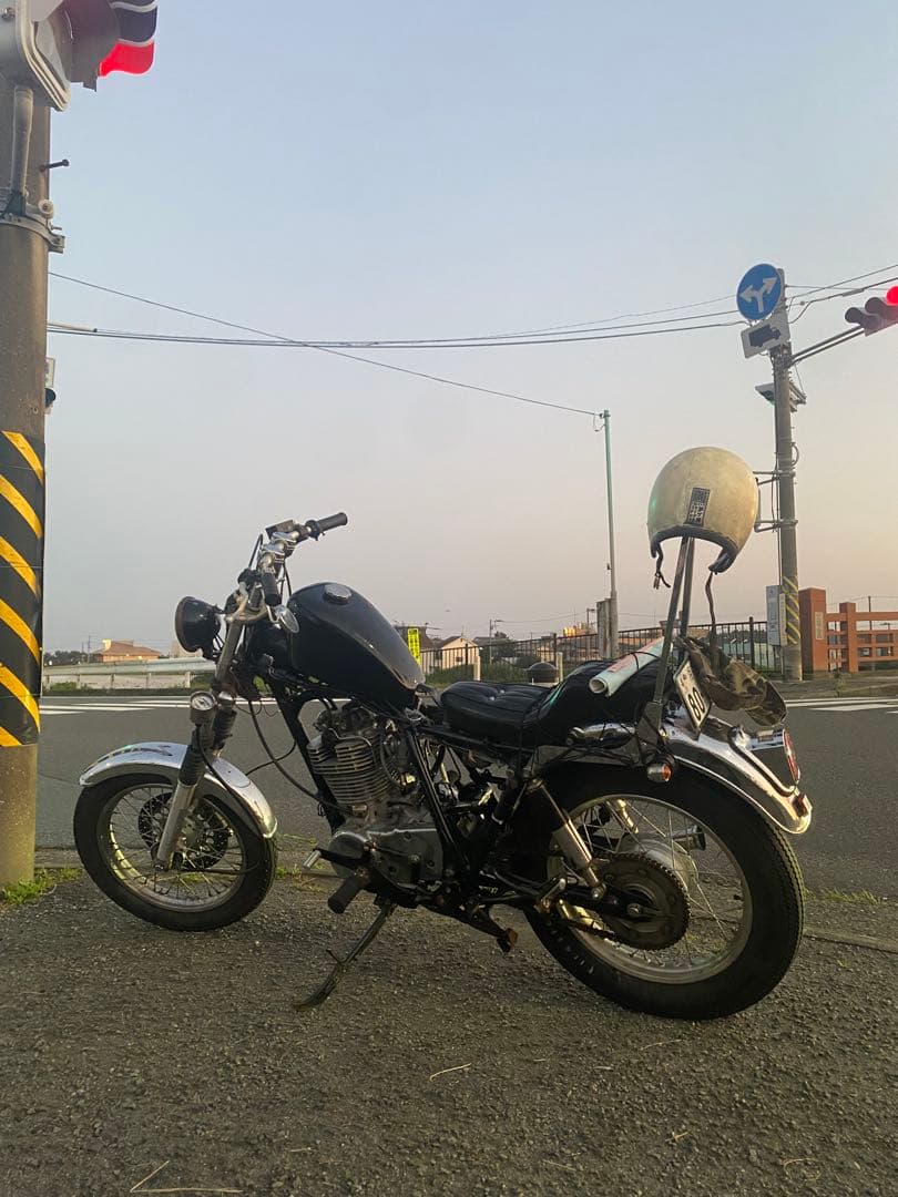 sr400 ロングサイドスタンド　スプリング付き