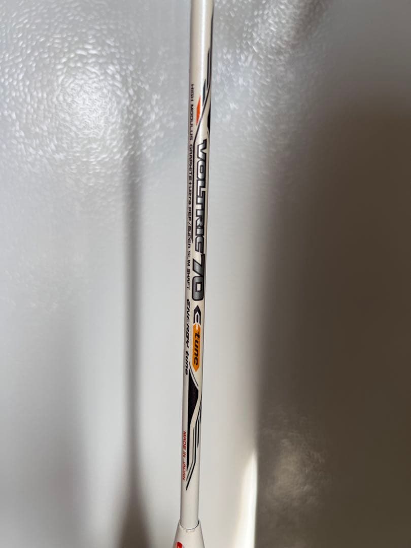 YONEX ボルトリック70e-tune 3UG5【廃盤】