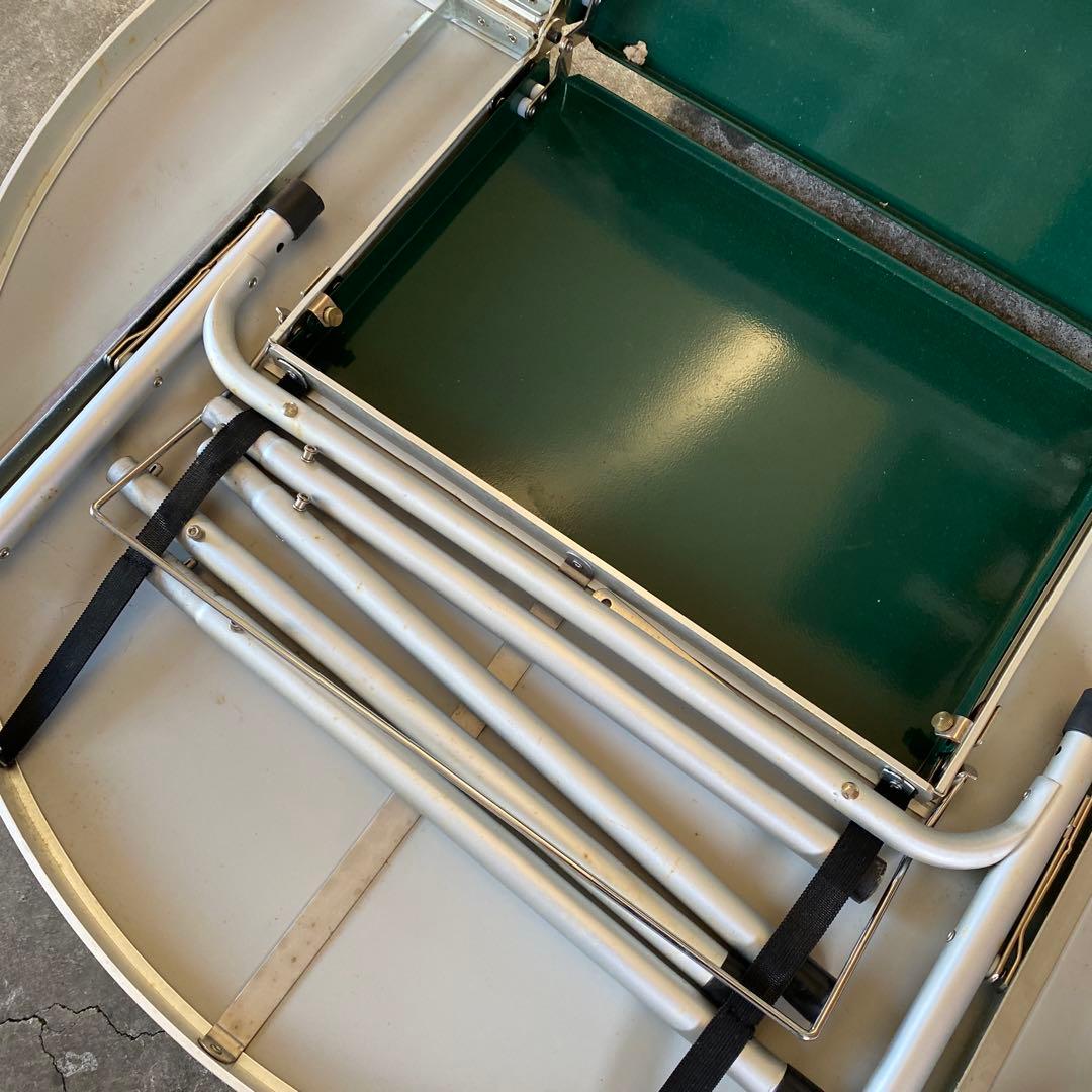 Coleman オーバルBBQテーブル MODEL 170-5659　家族BBQ
