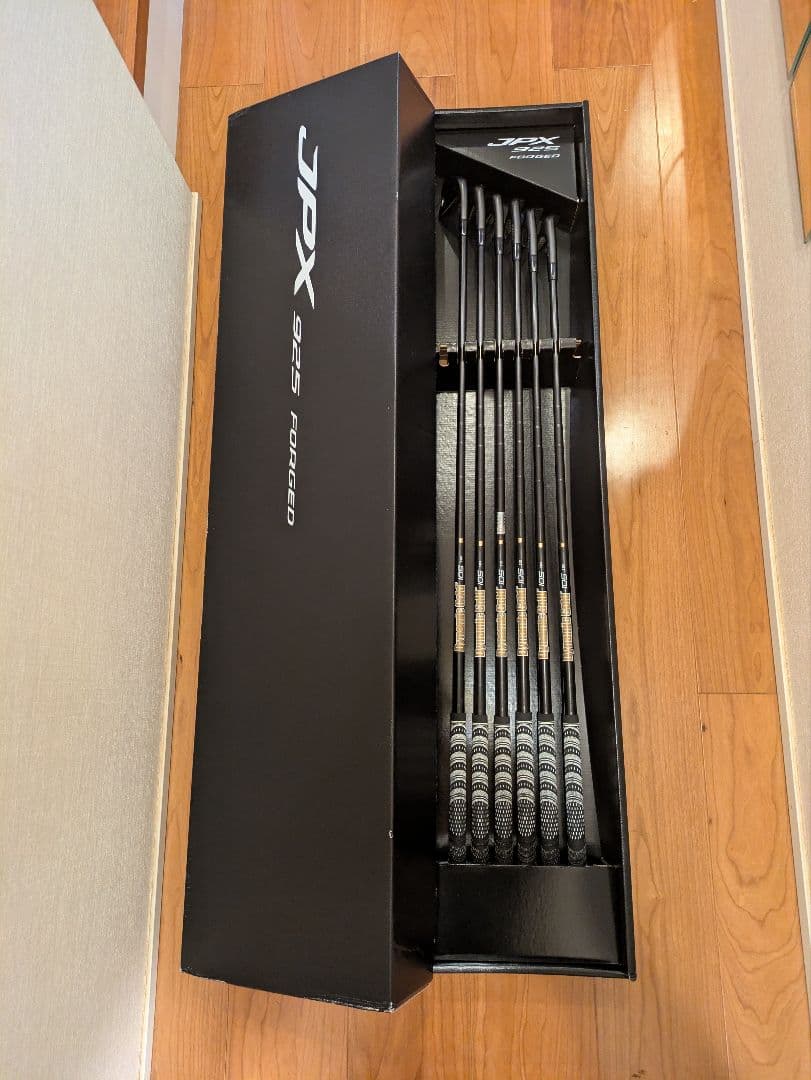 ミズノ JPX925 FORGED DG105 ブラックエディション
