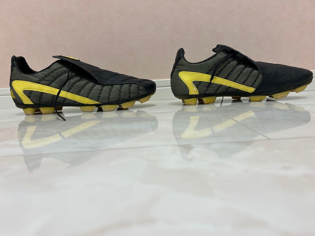 《美品》adidas F30 TRX 日本製 人気カラー 26.5cm