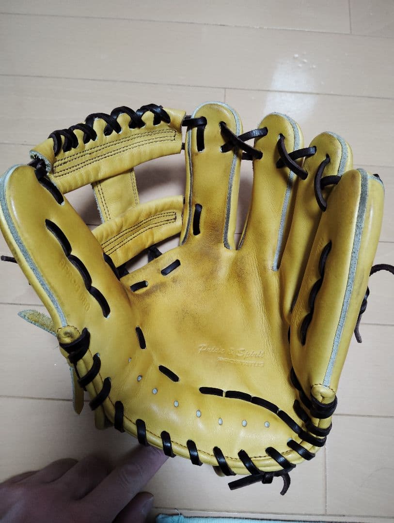 ZETT PROSTATUS 硬式グローブ イエロー