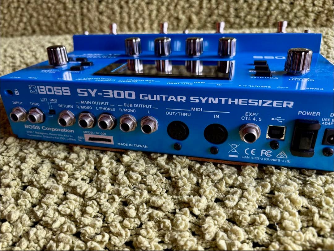 美品！BOSS SY-300 ギターシンセサイザー