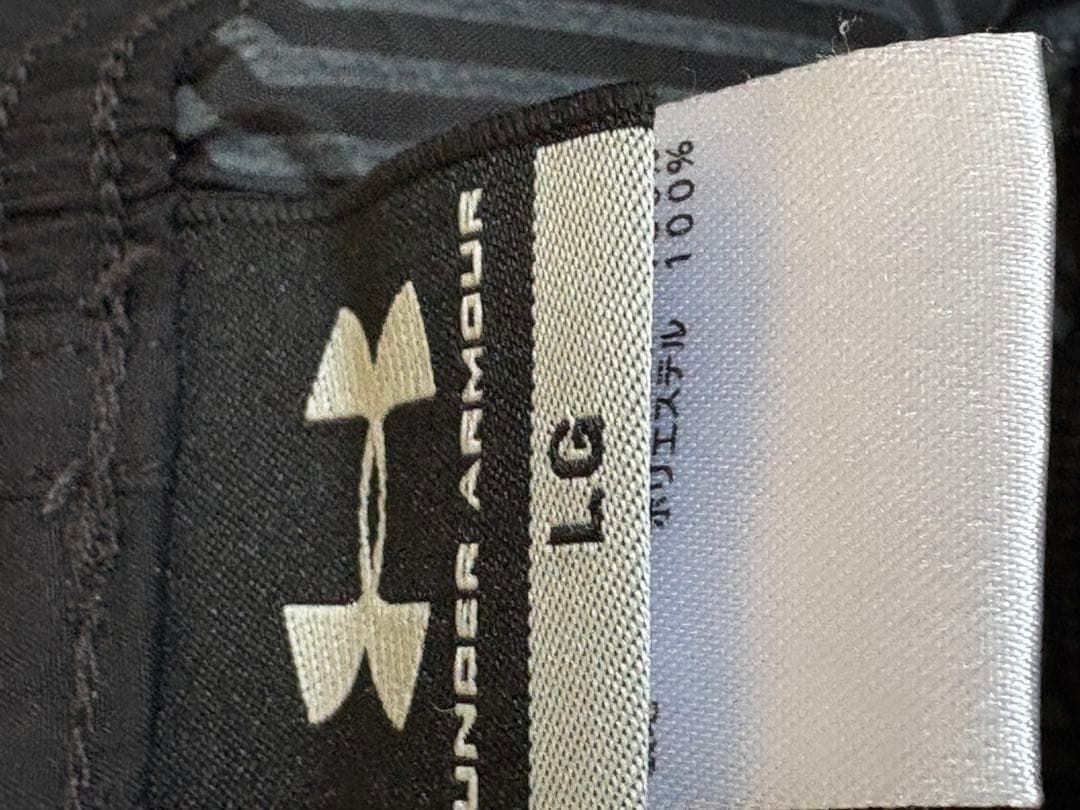 Under Armour ブラックジャージ上下セット